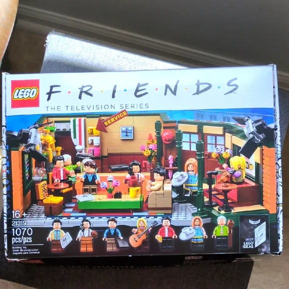retired Lego Friends TV Series Set - Picture 2 of 7